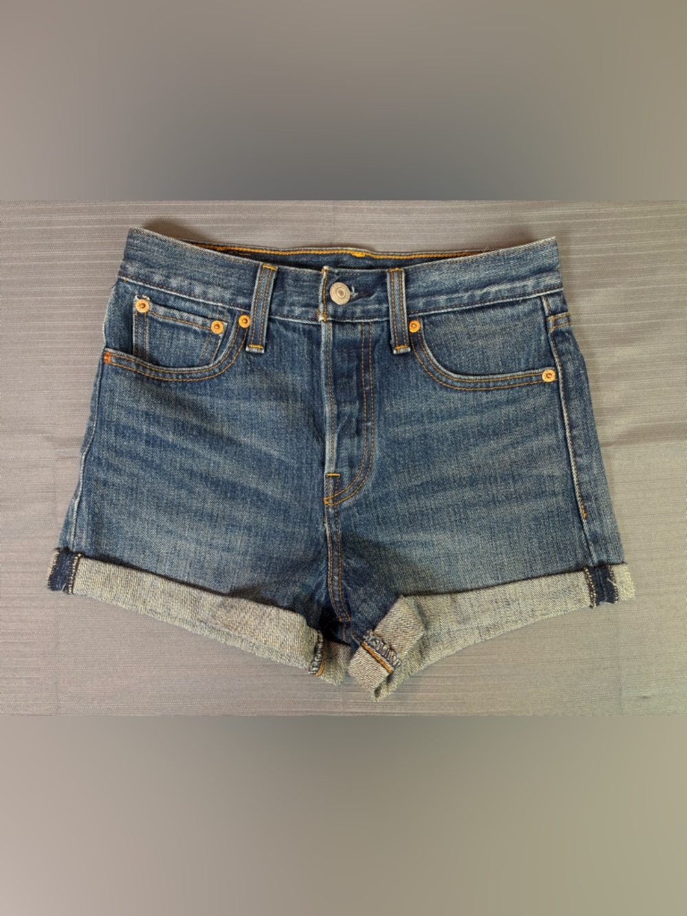 Levi’s Denim Shorts Women’s W25 Cuffed Blue Jean Shorts Cone Denim